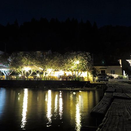 Akrogiali Rooms Mpoukaris Exterior foto
